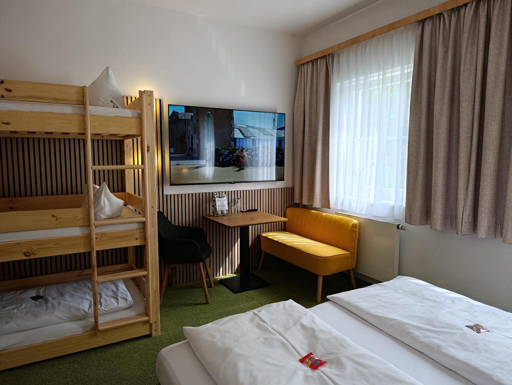 Familienhotel Nahe Der Therme Эрдинг Экстерьер фото